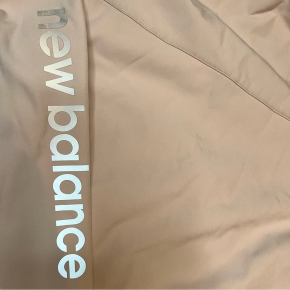 Women’s New Balance Fleece Lined Soft Pink Jacket - Picture 8 of 11